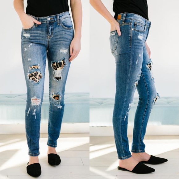judy blue leopard print jeans